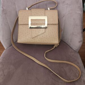CROSSI Tan VEGAN LEATHER Crossbody handbag Snap Closure Gold Buckle Detail